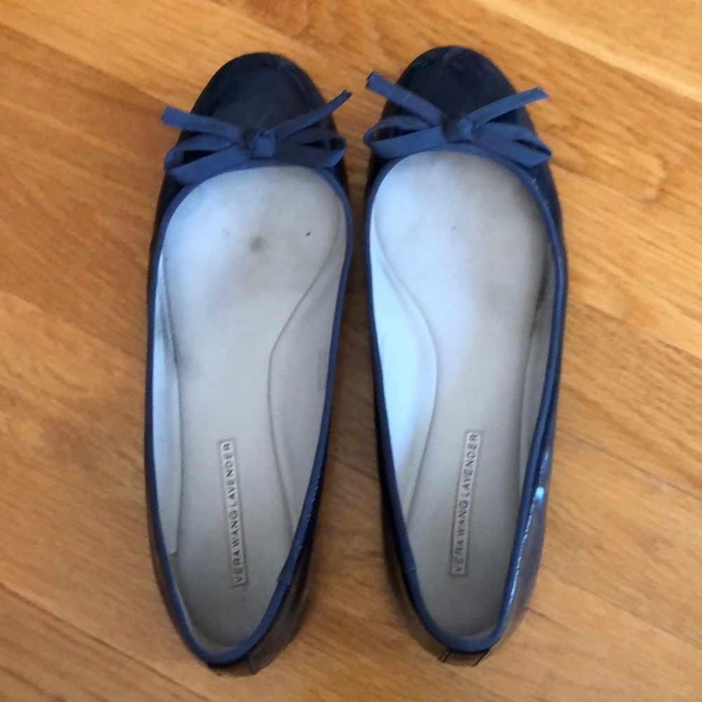 Vera wang patent leather ballet flats